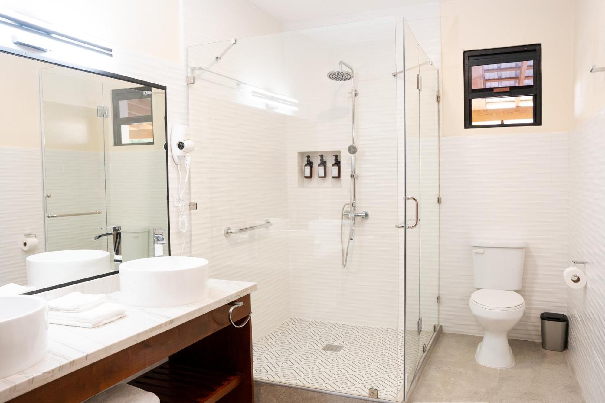The West House Boutique Hotel Сан Игнасио Екстериор снимка