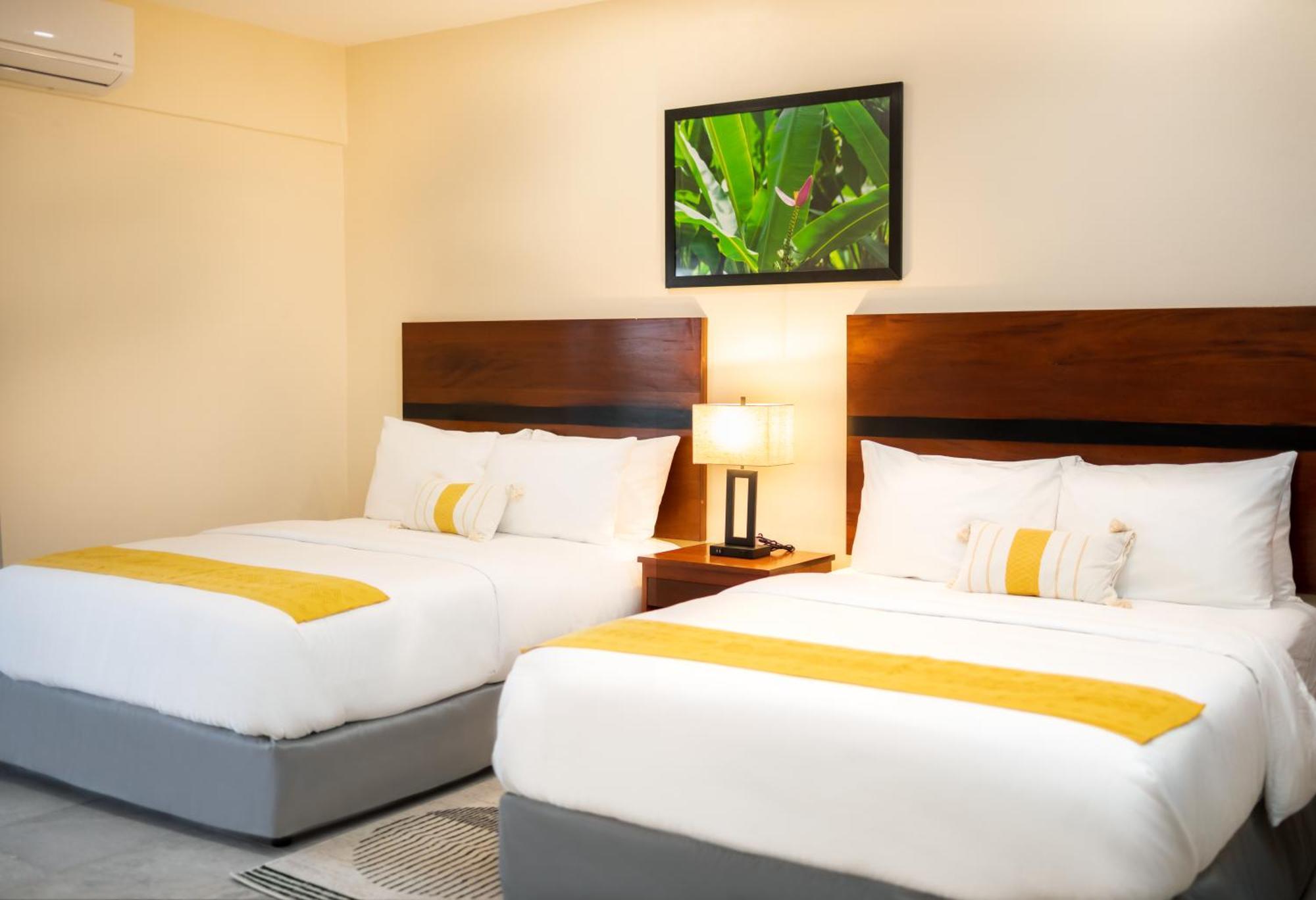 The West House Boutique Hotel Сан Игнасио Екстериор снимка