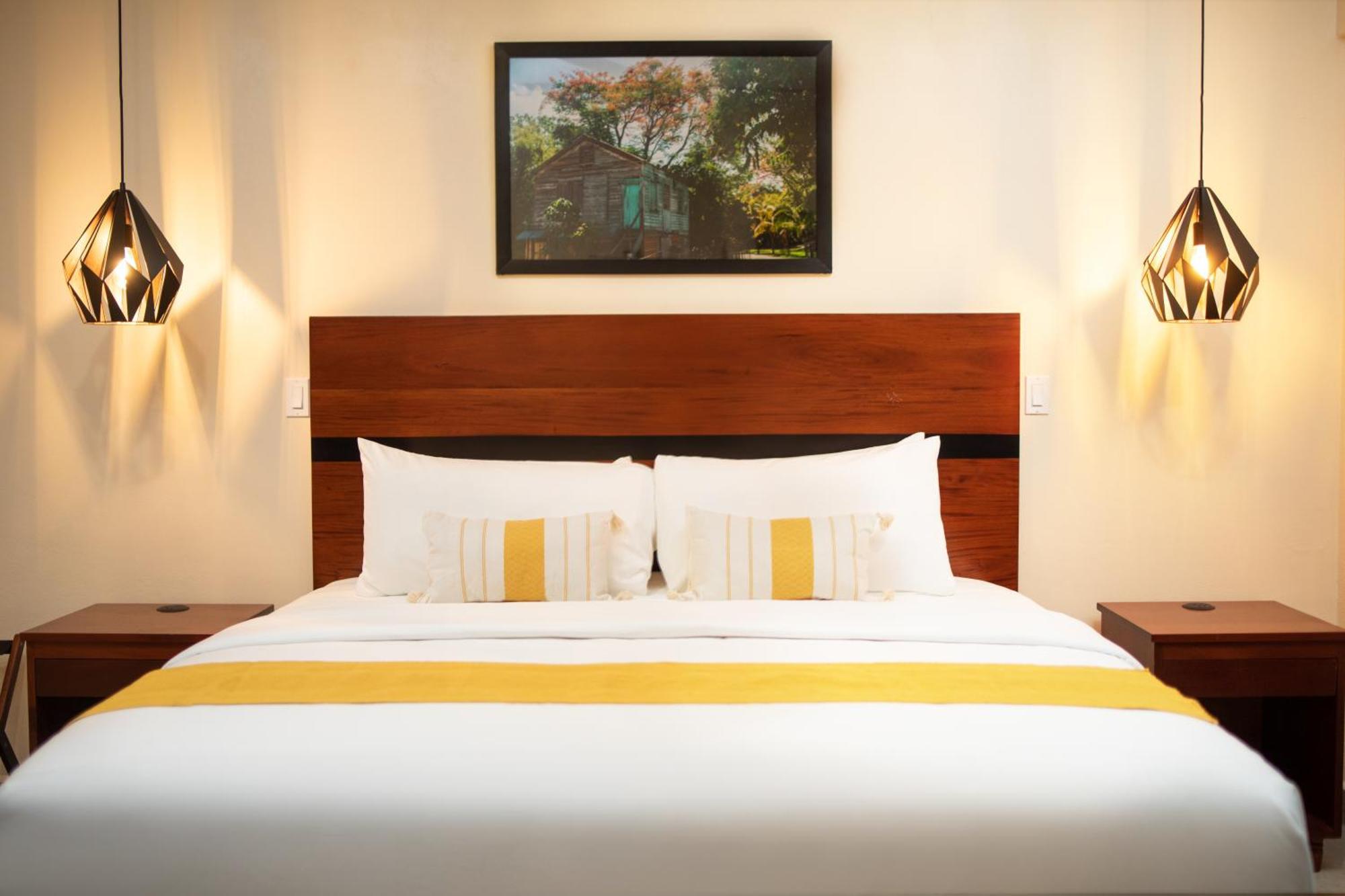 The West House Boutique Hotel Сан Игнасио Екстериор снимка