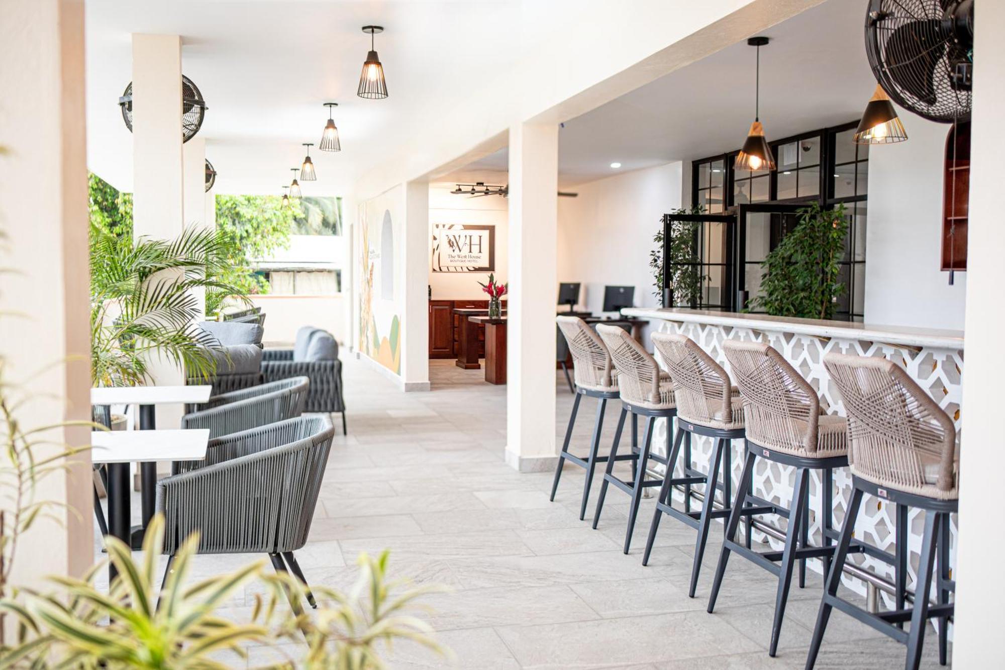 The West House Boutique Hotel Сан Игнасио Екстериор снимка